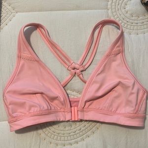 Lululemon front Clip sports bra